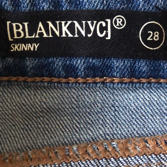 [BLANK NYC] Frayed edged skinny jeans - Picture 7 of 8